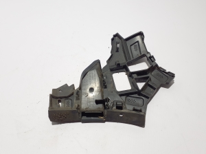  Front bumper bracket 