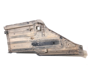 Hyundai i40 (2011–2026) Tagumine põhjakaitse 841483Z500 - 2