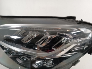Mercedes Benz C-Class 205 (2014–2021) Esituli A2059065906 - 7