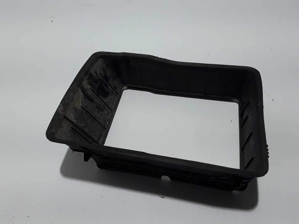 RENAULT Megane 3 generation (2008-2020) Radiator air diverter 215586371R 25866412