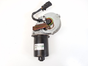   Windshield wiper motor 