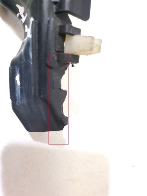 Kia Sorento (2009–2014) Front bumper bracket 865132P500 - 2