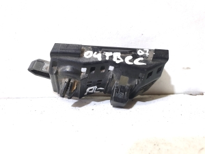 Subaru Outback (2003–2009) Front bumper bracket - 2