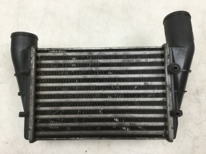 Volkswagen Passat B5 (1997–2005) Ladeluftkühler 058145805G - 2