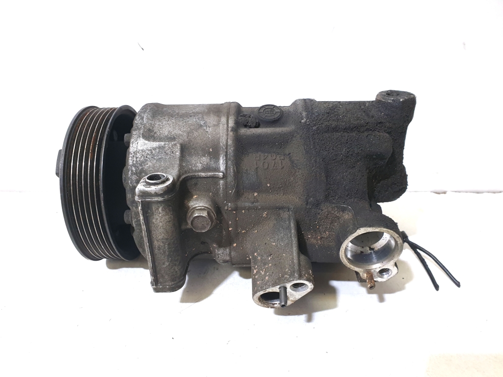 VOLKSWAGEN Passat B6 (2005-2010) Air Condition Pump 5N0820803 25878942