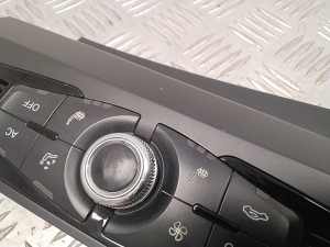 AUDI A4 B8 (2007–2016) Heater control panel 8K1820043AB - 4