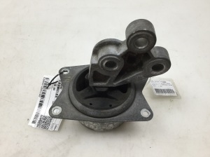 Opel Vectra B (1995–2002) Engine mount V04640 - 2