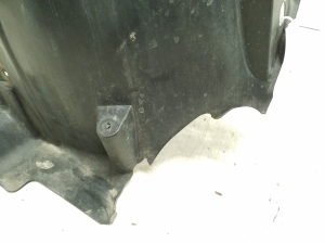  Rear part of the front fender 