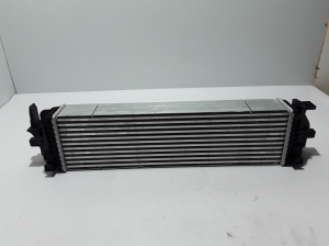  Intercooler radiaator 