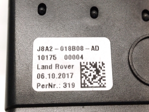 Land Rover Velar (2017–2026) Dashboard air vent grilles J8A2-018B08-AD - 2