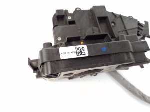 Mercedes Benz S-Class 222 (2013–2020) Tagumise külgukse lukk A0997304200 - 2