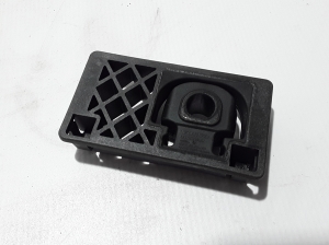  Cooling radiator bracket 