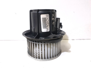 Heizungsgebläsemotor - V7771001  W204LL2