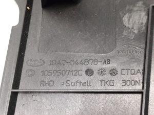 Land Rover Velar (2017–2026) Other dashboard part J8A2-044B78-AB - 4