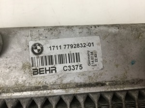 BMW 5 SERIES E60 (2003–2010) Jahutusradiaator - 2