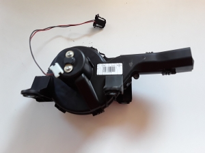 Citroen C4 Picasso (2007–2013) Salongi puhuri mootor 173610000 - 2