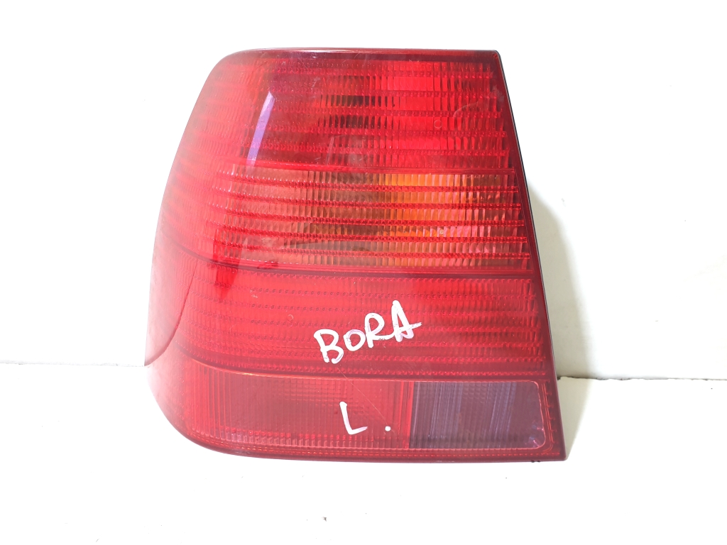 VOLKSWAGEN Bora 1 generation (1998-2005) Rear Left Taillight 25915861