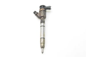  Fuel injector 