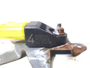 Subaru Forester SJ (2012–2018) Airbag sensor 98235SG010 - 2