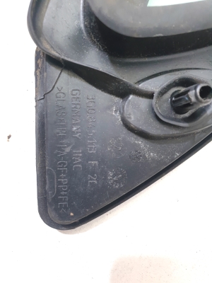 Volkswagen Passat B8 (2014–2023) Dreiecksscheibe Tür vorne 43R011026 - 2