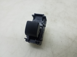   Rear side door glass switch 