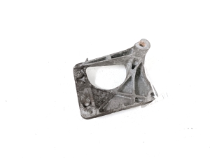 BMW 5 SERIES E61 (2004–2010) Engine bracket 6761117 - 2