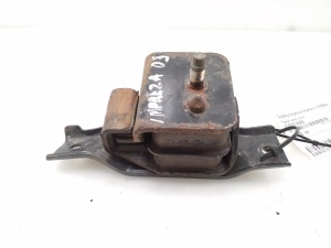 Gearbox mount - 41022FA000 