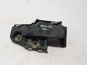 Rear bumper bracket - 5E7807377