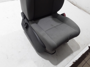 RENAULT Megane III (2008–2016) Esiiste ja selle osad - 3