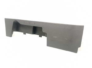 Volkswagen Golf VIII (2019–2026) Trunk side trim cover 5H9867464A - 2