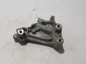 Engine bracket - 05L199207