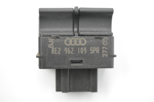 AUDI A4 B7 (2004–2008) Switch and its parts 8E2962109 - 2