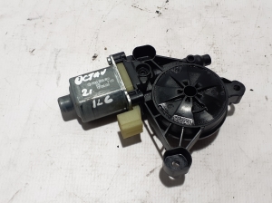   Rear side door window regulator motor  - 5Q0959801 