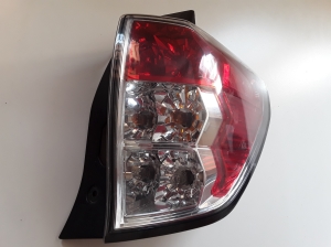  Rear corner lamp and its details 