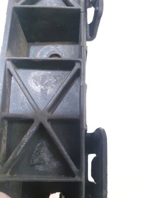 Hyundai i40 (2011–2026) Front bumper bracket 865163Z000 - 4
