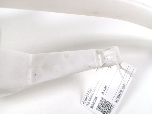 RENAULT Captur (2013–2019) Front washer fluid reservoir 289100179R - 3