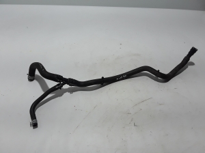 Ford Mustang Mach-E Mach-E (2020–2026) Jahutusradiaatori voolik LJ9310C705BC - 2