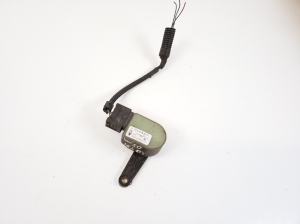 Volkswagen Touareg I (2002–2010) Sensor an der Hinterradnabe 6PM00816150 - 3