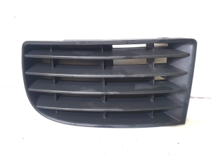  Front bumper lower grille 