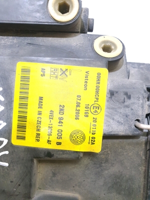 Volkswagen Touran I (2003–2010) Esituli 2K0941005B - 3