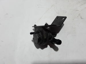 Ford Mustang Mach-E Mach-E (2020–2026) Auxiliary water pump LJ938C590EB - 2