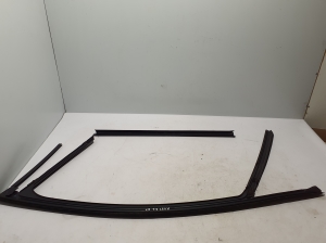 Ford Mustang Mach-E Mach-E (2020–2026) Esiukse tihenduskumm LJ8Z5821596C - 2
