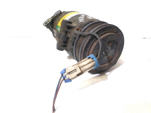 Opel Meriva (2003–2010) Konditsioneeri kompressor 9986181  5714  09165714 03094080807 - 4