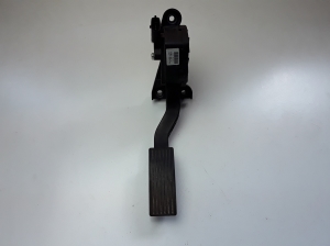 Hyundai i20 (2008–2014) Accelerator pedal 32726-1J500 - 2