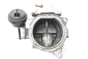  EGR valve 