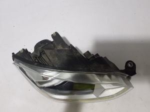 Volkswagen Up (2012–2026) Scheinwerfer vorne 1S1941016AB - 4