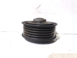  Belt tensioner pulley 