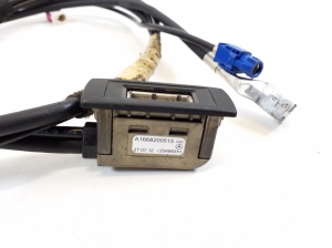 Mercedes Benz GL-Class 166 (2012–2015) USB port A1668200515 - 2