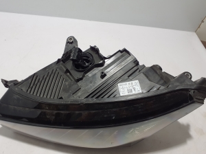 Skoda Enyaq iV I (2020–2026) Scheinwerfer vorne 5LB941015B - 7