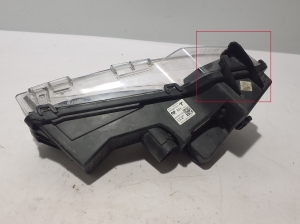 Tesla Model Y Y (2020–2026) Tagfahrlicht vorne 1507933 - 3